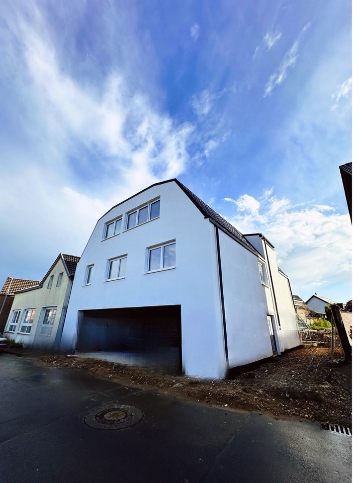 Neubau! Maisonette-Wohnung mit Garten in Erftstadt Bließheim in Erftstadt