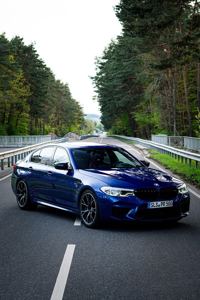 BMW M5 mieten ab 18 Sportwagen Saarbrücken Hochzeitsauto AMG RS in Saarbrücken