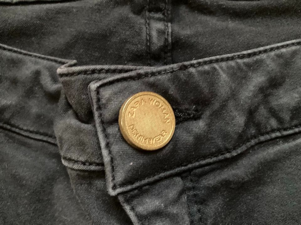 Zara Jeans Damen Reißverschluss 38 schwarz in Lohmar