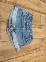 Mädchen Jeans Hose kurz Größe 128 Shorts neuwertig Brandenburg - Fürstenwalde (Spree) Vorschau