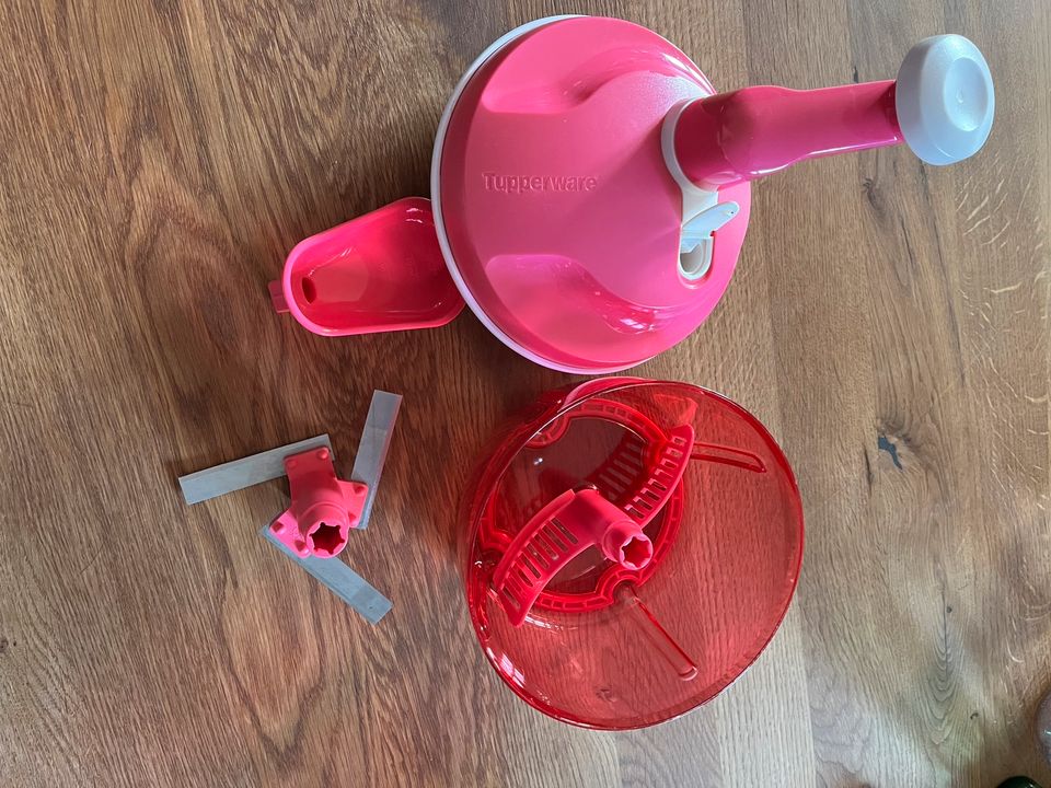 Quick Chef 3 Tupperware pink in Buxtehude