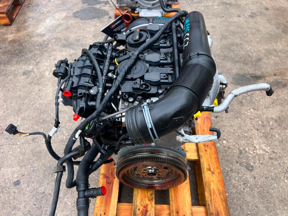 Motor CCZ 49TKM✔️ 2.0TFSI mit Anbauteile Audi Seat Skoda VW in Braunschweig