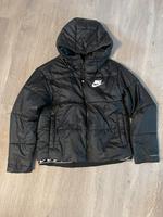 Nike Jacke, Größe M. Damen Bayern - Mering Vorschau