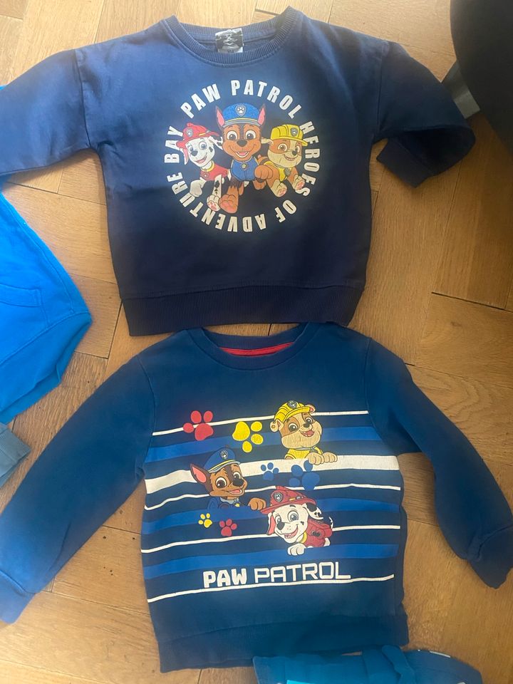 Riesiges Kleiderpaket Jungen 98 104 GAP Paw Patrol in München