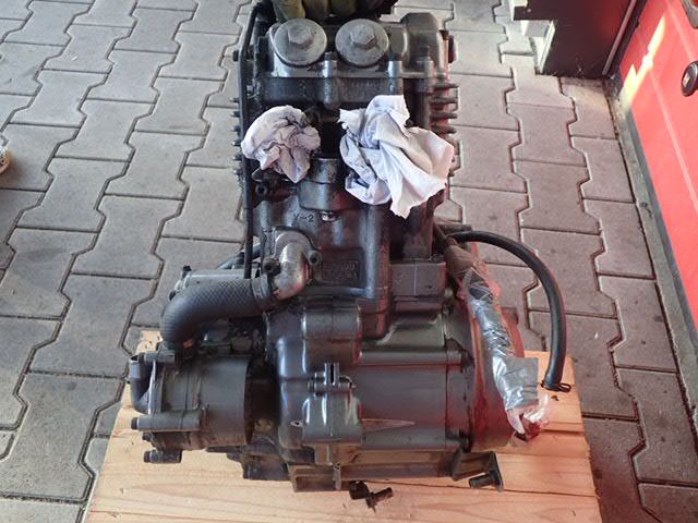 Yamaha SZR 660 Motor Tacho Tank Verkleidung Sitzbank Vergaser CDI in Mantel