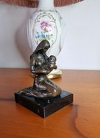 Bronzeskulptur. Bronzefigur. Bronze Figur Frau mit Kin. Art Deco Nordrhein-Westfalen - Langenberg Vorschau