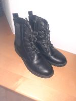 Neuwertige Mädchen Winterschuhe S. OLIVER Gr. 36 Bayern - Freyung Vorschau