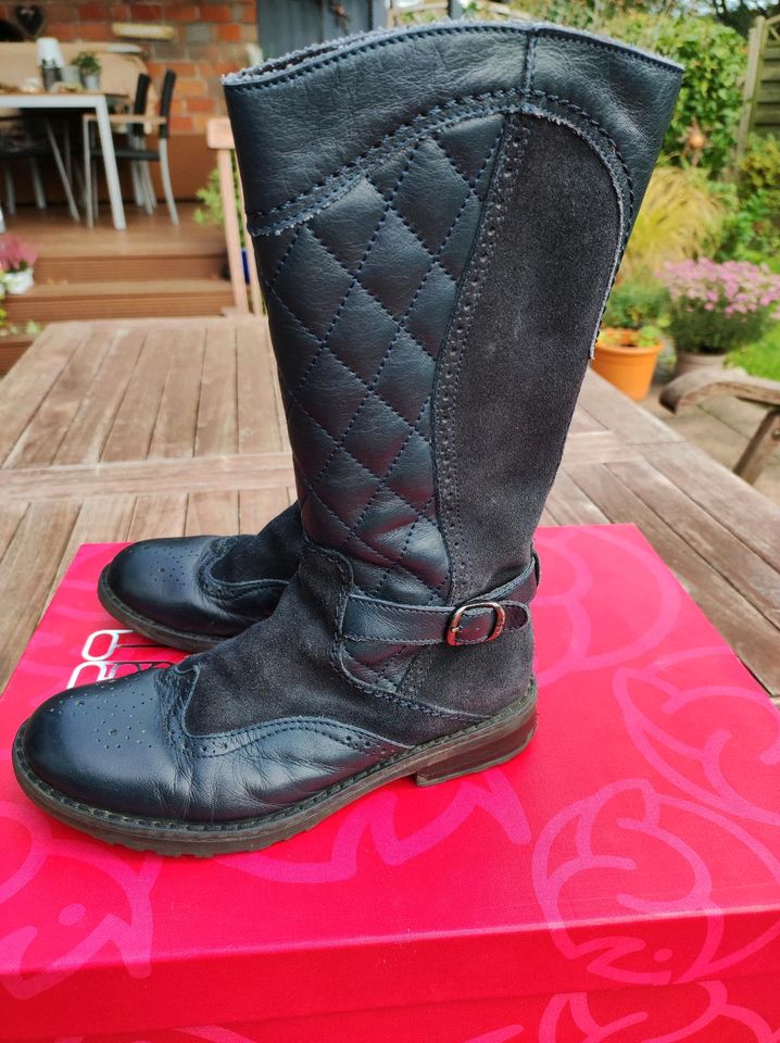 Super schöner Lepi Winterstiefel Gr.31, Dunkelblau,schmal in Ratingen