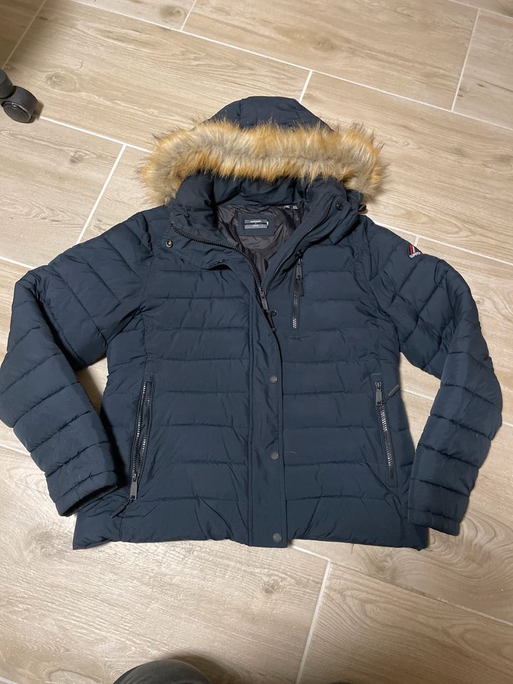 Superdry Damen Winterjacke in Büchen