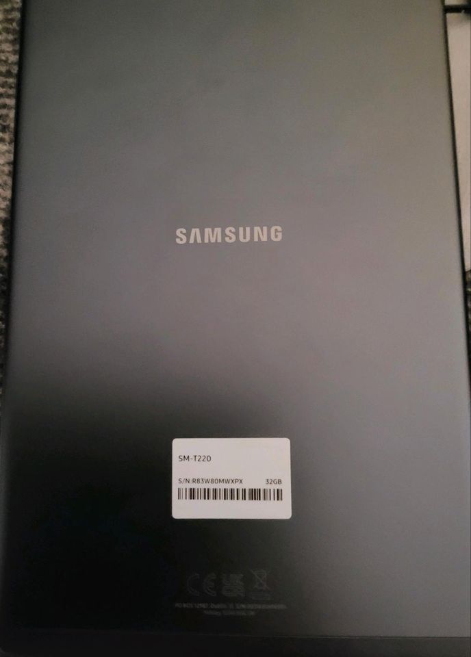Samsung Galaxy Tab A7 SM-T220 Lite Gray 32GB WIFI Garantie + Case in Strausberg