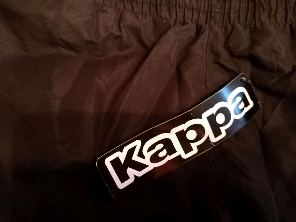 Shorts, Bermuda, Kappa, schwarz,NEU, Gr. M in Weiden (Oberpfalz)