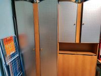 Zwei Schränke Kleiderschrank mit Truhe je 10€ Lindenthal - Köln Sülz Vorschau