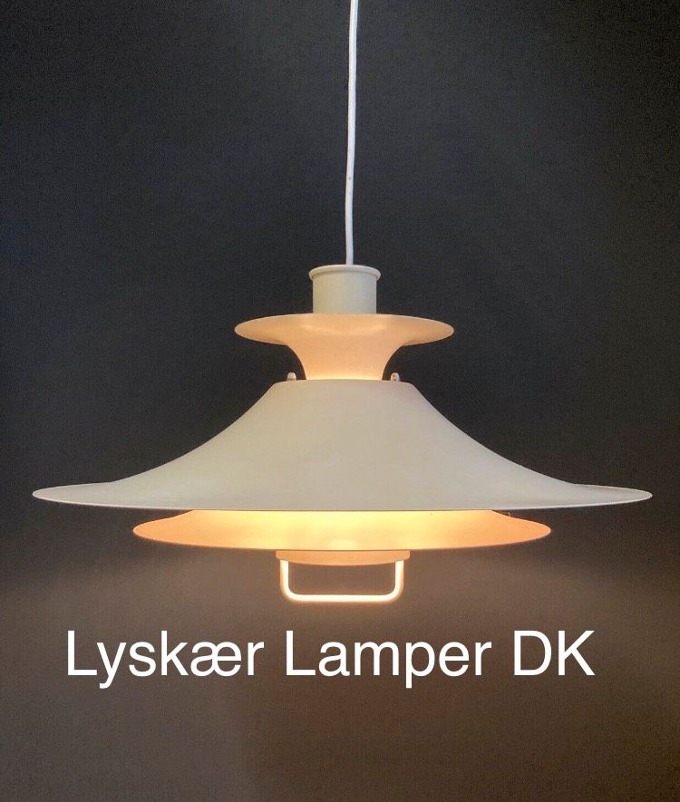 Klampe Design Leuchte Gelb Mid Century Ära Poulsen Panton Lyfa 70 in Düsseldorf