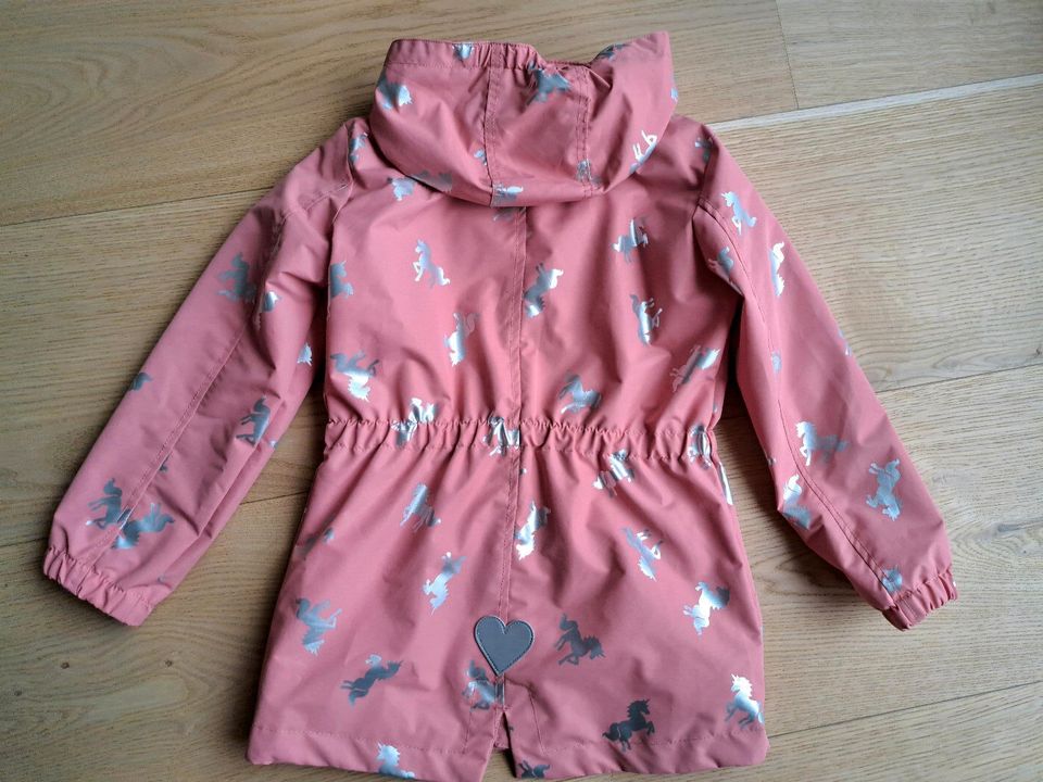 Neue Frühlingsjacke, Jacke für Mädchen, Gr. 128 in Neu-Eichenberg