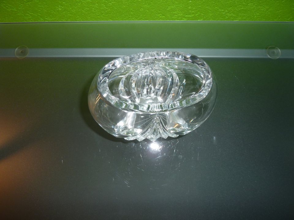 Glas Vase mit sehr schönem Schliff, Kristallglas in Oberhausen