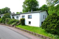 Ruhig gelegener, geräumiger Bungalow mit Garten und 2 Garagen am Ortsrand von Prüm Rheinland-Pfalz - Prüm Vorschau
