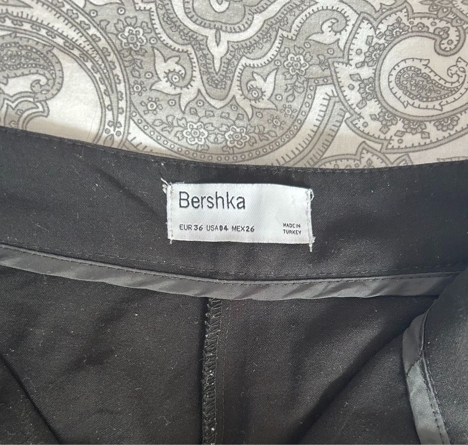 Bershka Hose in Asperg