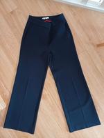 Weite herrliche weiche Hose BODEN Gr. 34/XS Dunkelblau- wie NEU Niedersachsen - Bad Fallingbostel Vorschau