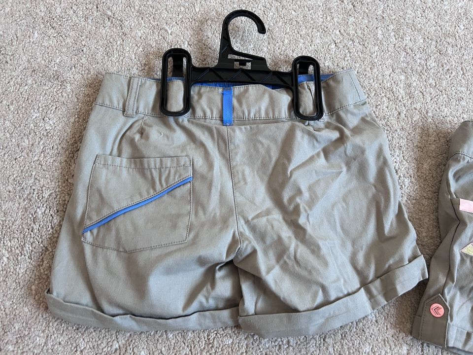 Gr. 110/116 *NEU* 2x Shorts Mädchen Zwillinge DECATHLON in Eggenstein-Leopoldshafen