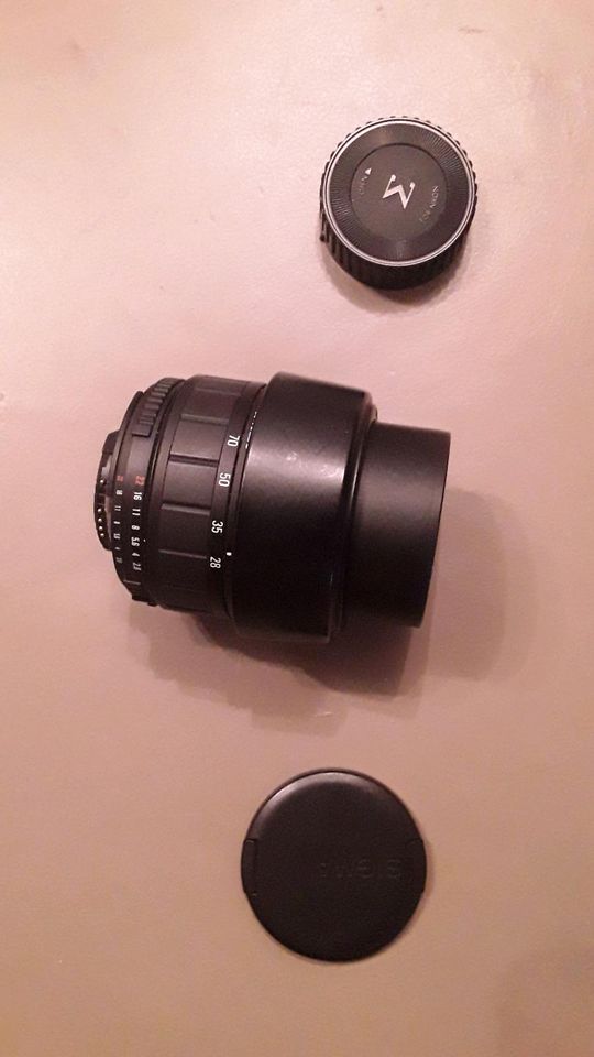 Sigma Objektiv 28 - 70 mm in Reinbek