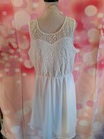 only Sommerkleid Cocktailkleid weiß Creme 40 l Neu mit Etikett Sachsen - Borna Vorschau