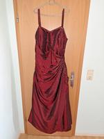 Weinrotes Abendkleid Nordrhein-Westfalen - Rees Vorschau
