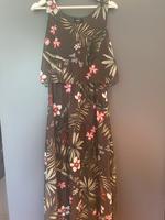 Only Kleid in dunkel grün mit Blumenmuster Nordrhein-Westfalen - Herford Vorschau