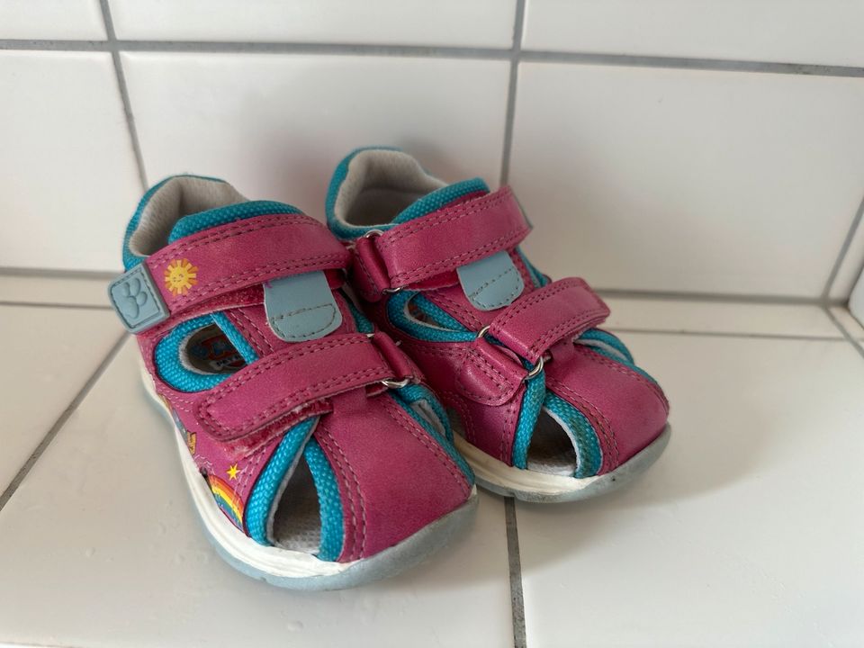 Mädchen Sandalen in Siegen