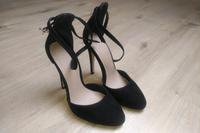 Asos Damenschuhe Heels schwarz UK2 36 neuwertig Hessen - Lich Vorschau