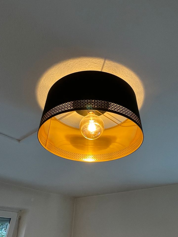 Deckenlampe schwarz Gold inkl. Leuchtmittel in Passau