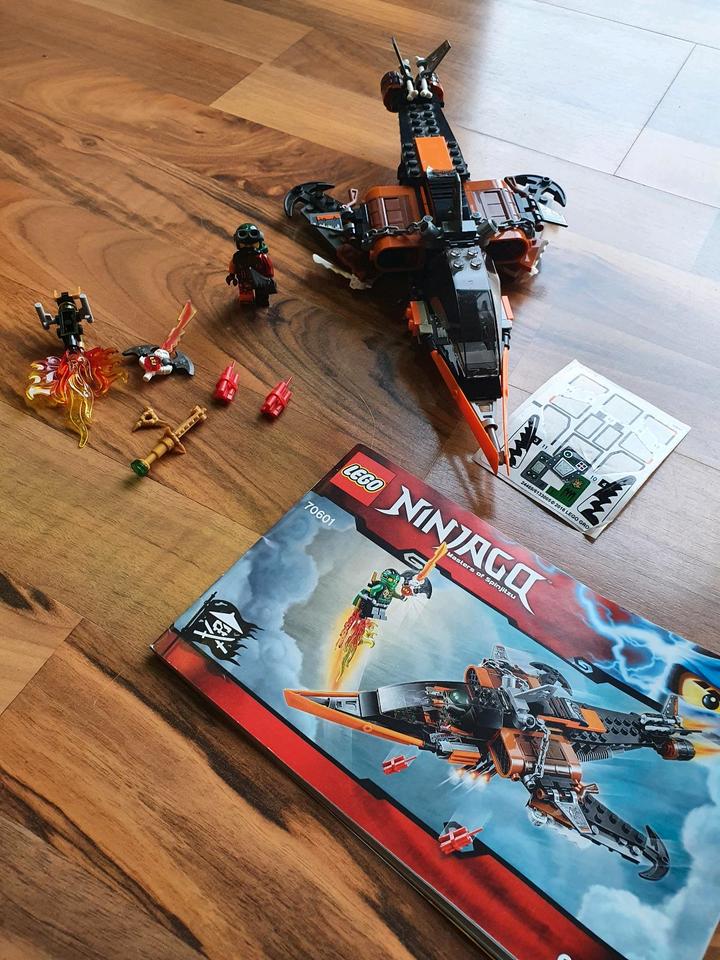 Lego Ninjago 70601 Lufthai KOMPLETT BIS AUF EINE FIGUR in Schöneiche bei Berlin