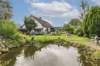 Großes Einfamilienhaus in Feldrandlage mit einem traumhaften Garten Schleswig-Holstein - Stolk Vorschau