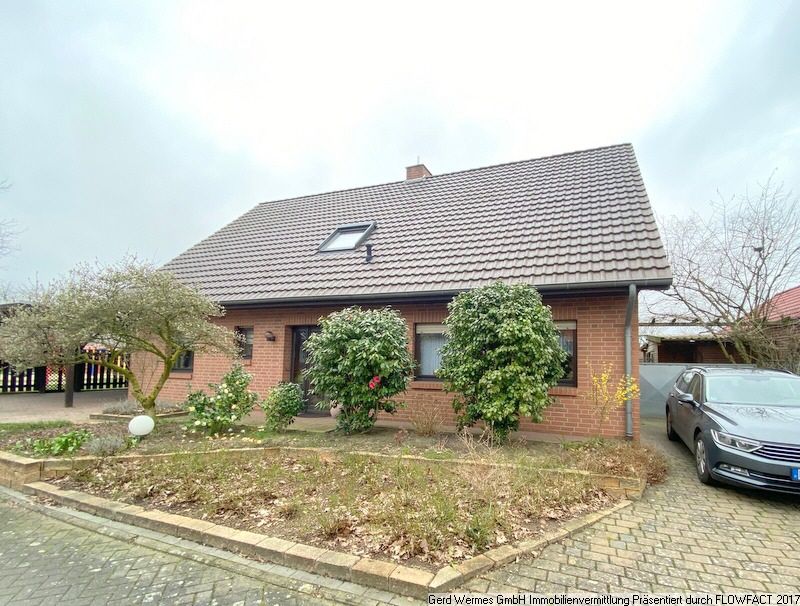 Gepflegtes 2-Generationenhaus mit Garage in Werlte-Wehm in Werlte 