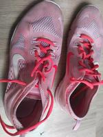 Nike Schuhe Duisburg - Meiderich/Beeck Vorschau