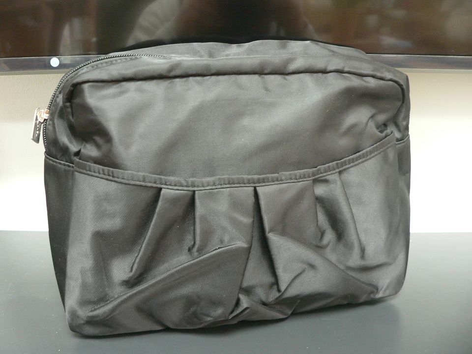 Kulturbeutel Kosmetiktasche Schminktasche Waschtasche Kulturtasch in Brühl