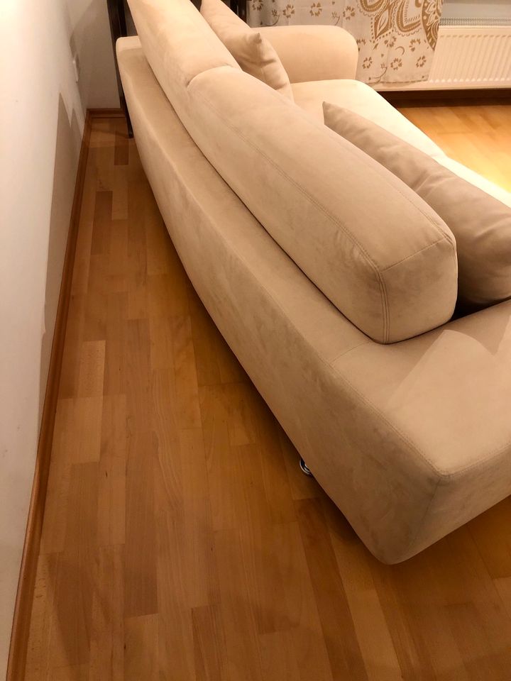 Sofa beige sand hochwertig guter Zustand in Erlangen