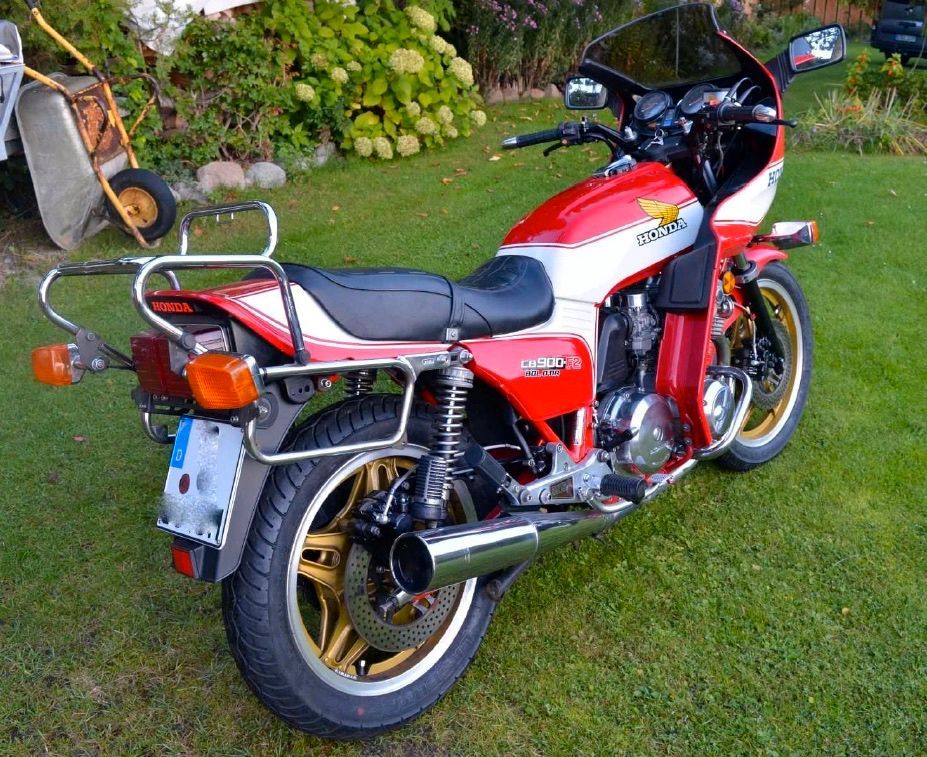 Honda Bol d`Or CB900F Bj. 1983 in Berlin