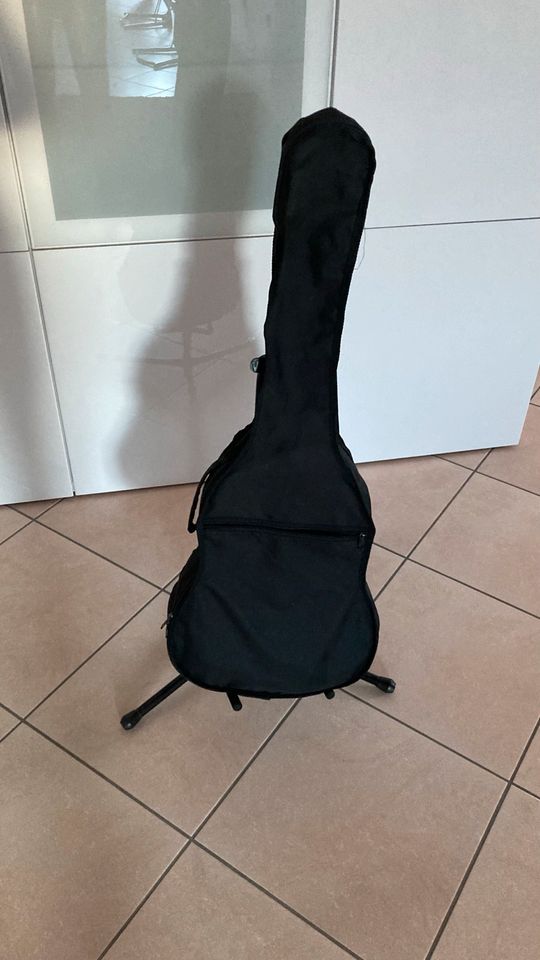 Gitarre Anfängergitarre Gitarrenständer Gitarrenrucksack in Morschheim