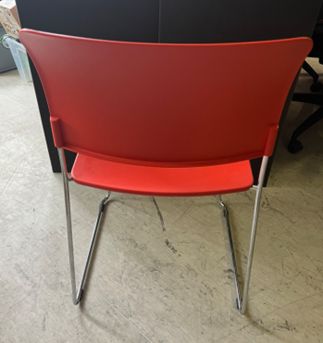 Vitra Stuhl Kunststoff rot in Ismaning