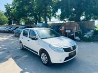 Dacia Sandero Eco BJ-2009 1,2 BENZIN KLIMA 120.000 KM Bayern - Neufahrn Vorschau