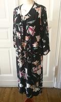 Bonita - wunderschönes Sommerkleid Hawaiilook - Gr. 38 Berlin - Friedenau Vorschau