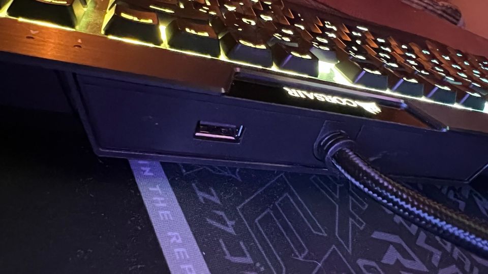 Gaming Tastatur - Corsair MK2 Low Profile MX Speed Switches - RGB in Eppstein