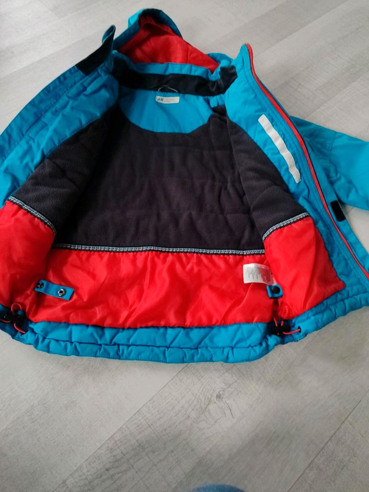 SkiJacke von H&M Gr.116 für Jungen in Greiz