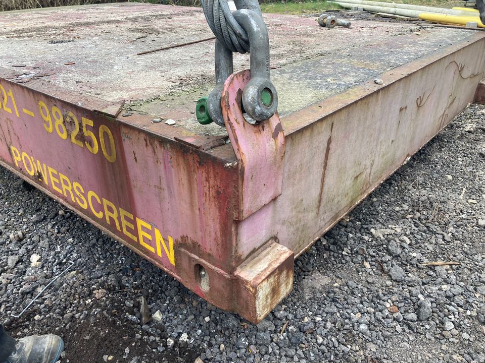 Kontergewicht 12 t für 3-Achs-Sattelzugmaschine in Bornhöved