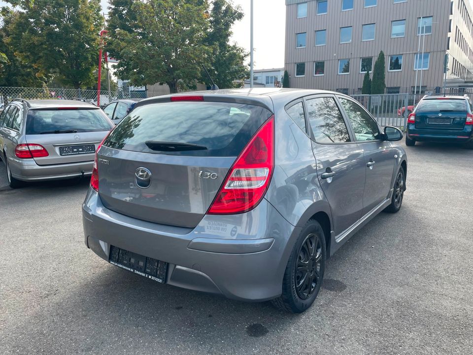 Hyundai i30 1.4 Classic*Klima*TÜV*Scheckheft*Service neu* in Hannover