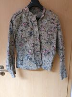 Leichte Sommerjacke mit Blumenmuster von H&M, Größe 44 Nordrhein-Westfalen - Gladbeck Vorschau