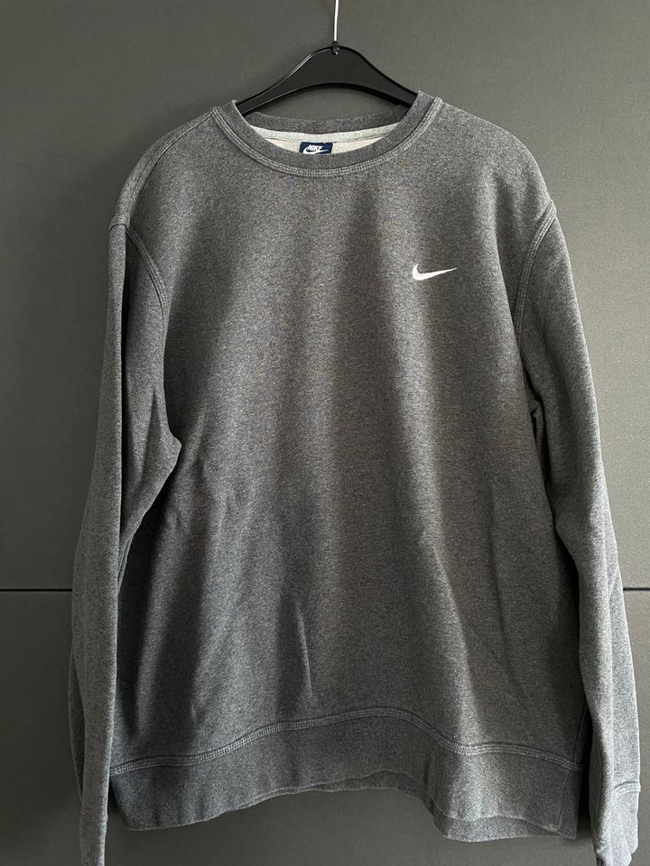 Nike Pullover Herren in Saarbrücken