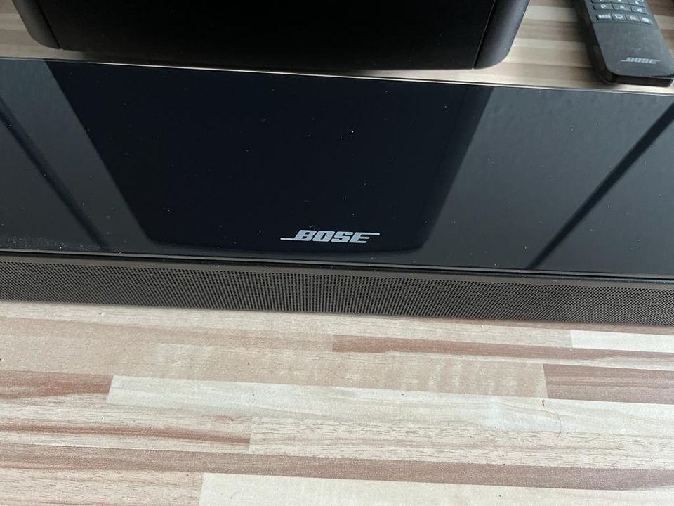 Bose Soundbar + Bass - RearLautsprecher in Bottrop