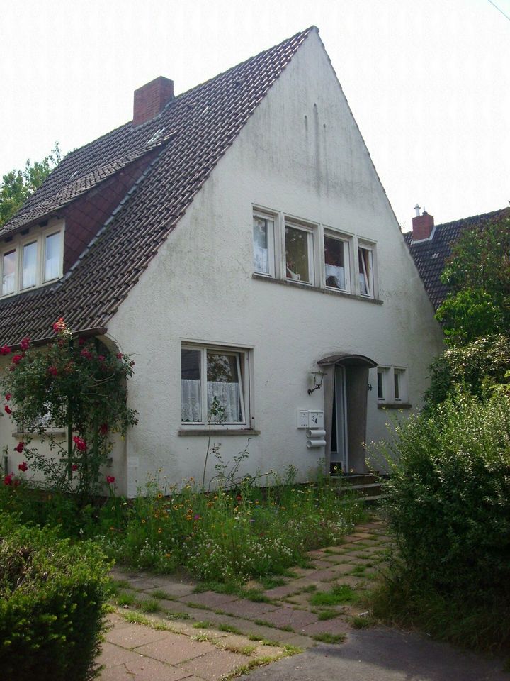 Schöne Zimmer möbliert in Bremen-Nord (Studierende, Monteure) in Bremen