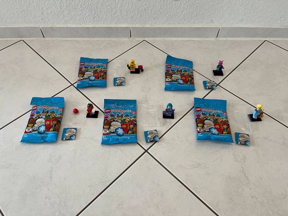 Lego 71032 Serie 22 Minifiguren in Heßdorf